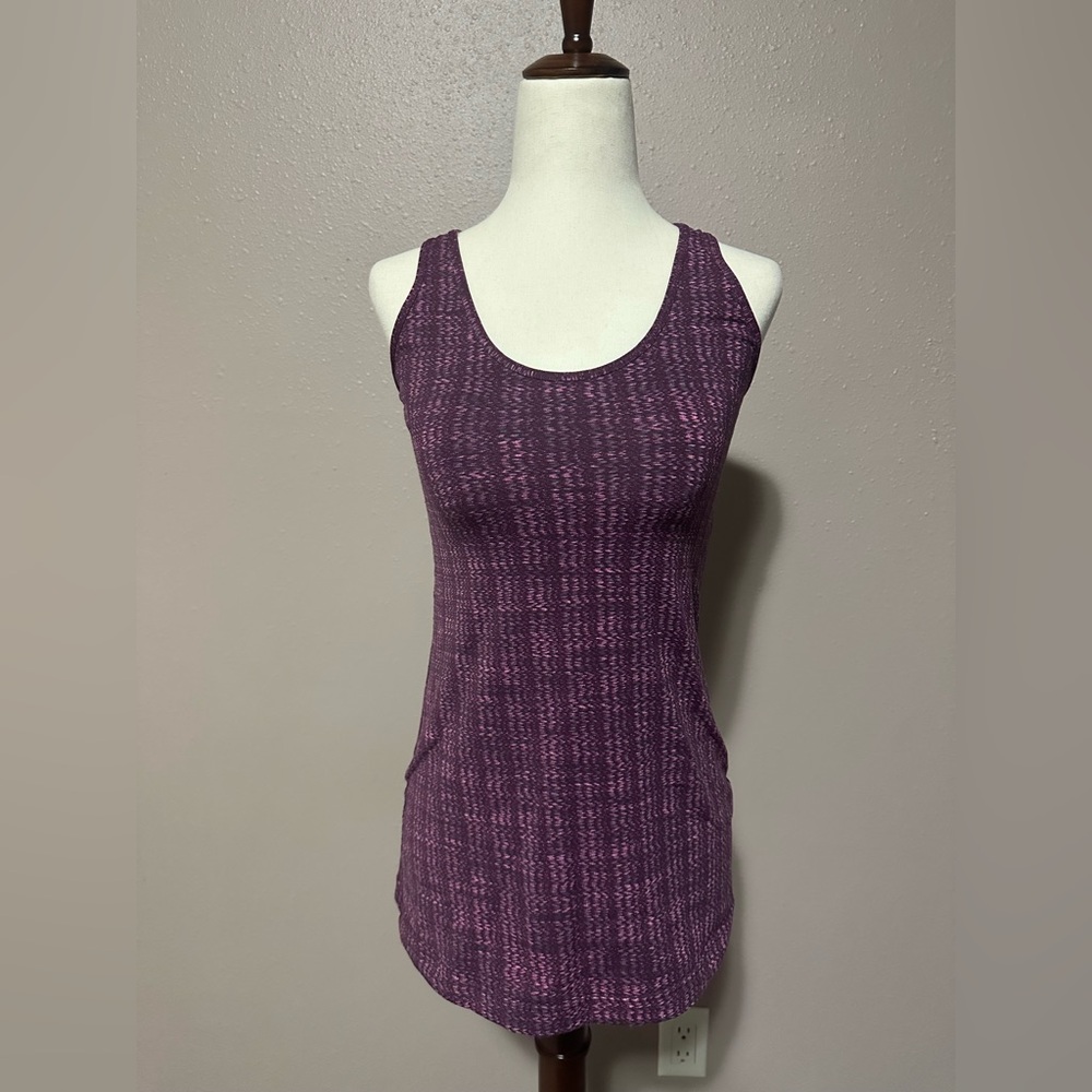 Lululemon Scoop Neck Cool Racerback Tank Top SIze 6 -no size tag